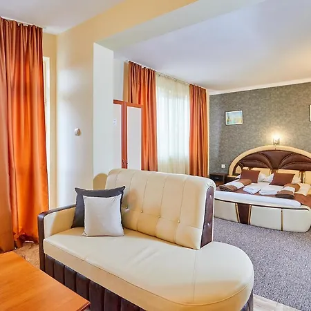 Peneka Otel 2*