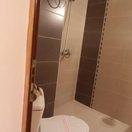 Otel Peneka Ahyolu