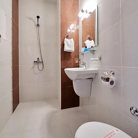 Otel Peneka