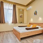 Peneka Ξενοδοχείο Πομόριε